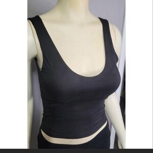 Black Sleeveless Crop Top